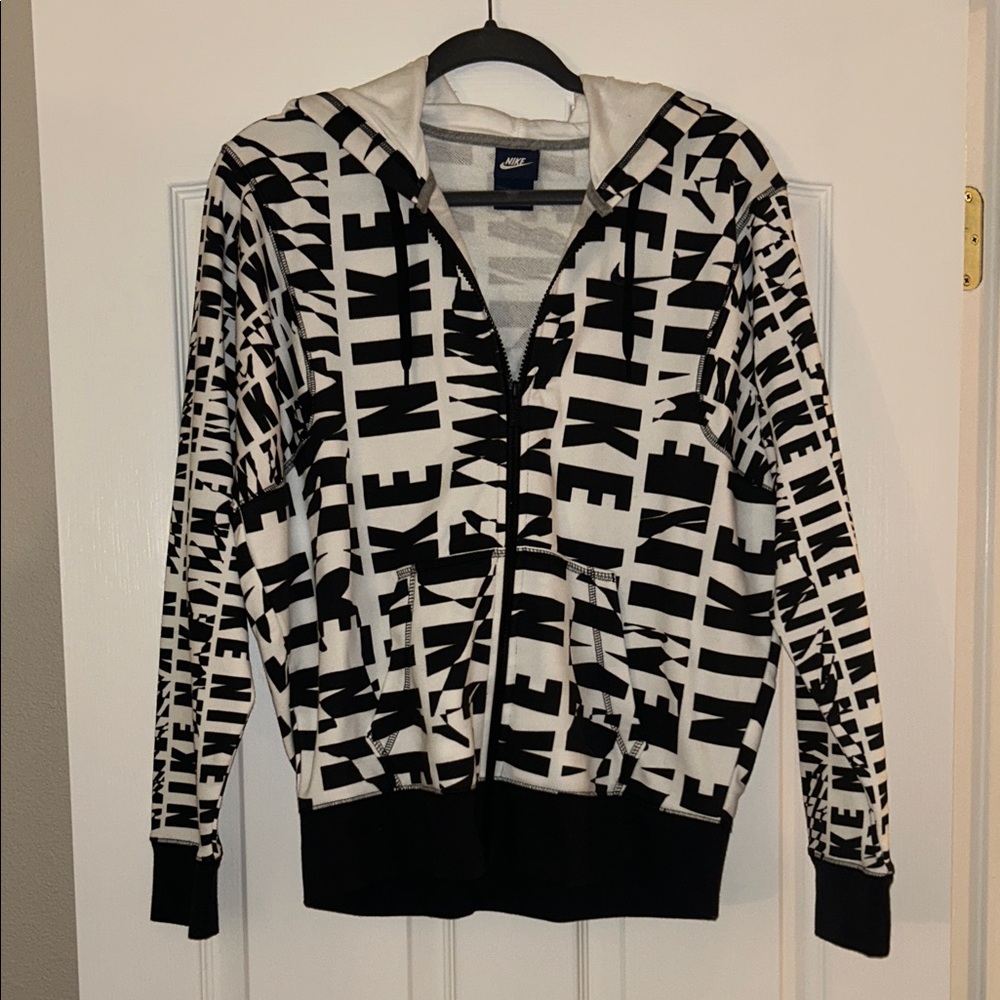 Nike Black and White Women's Zip Up Jacket
